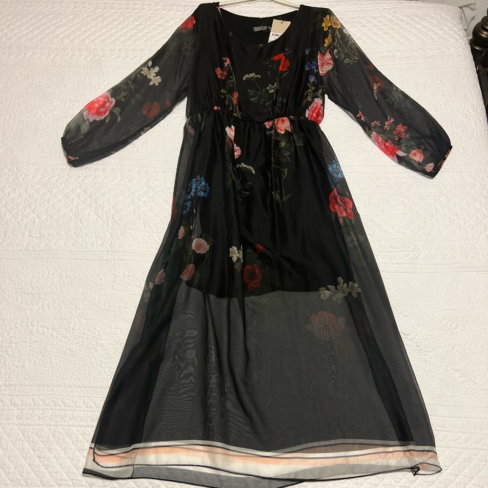 Lola made in Italy women’s dress.